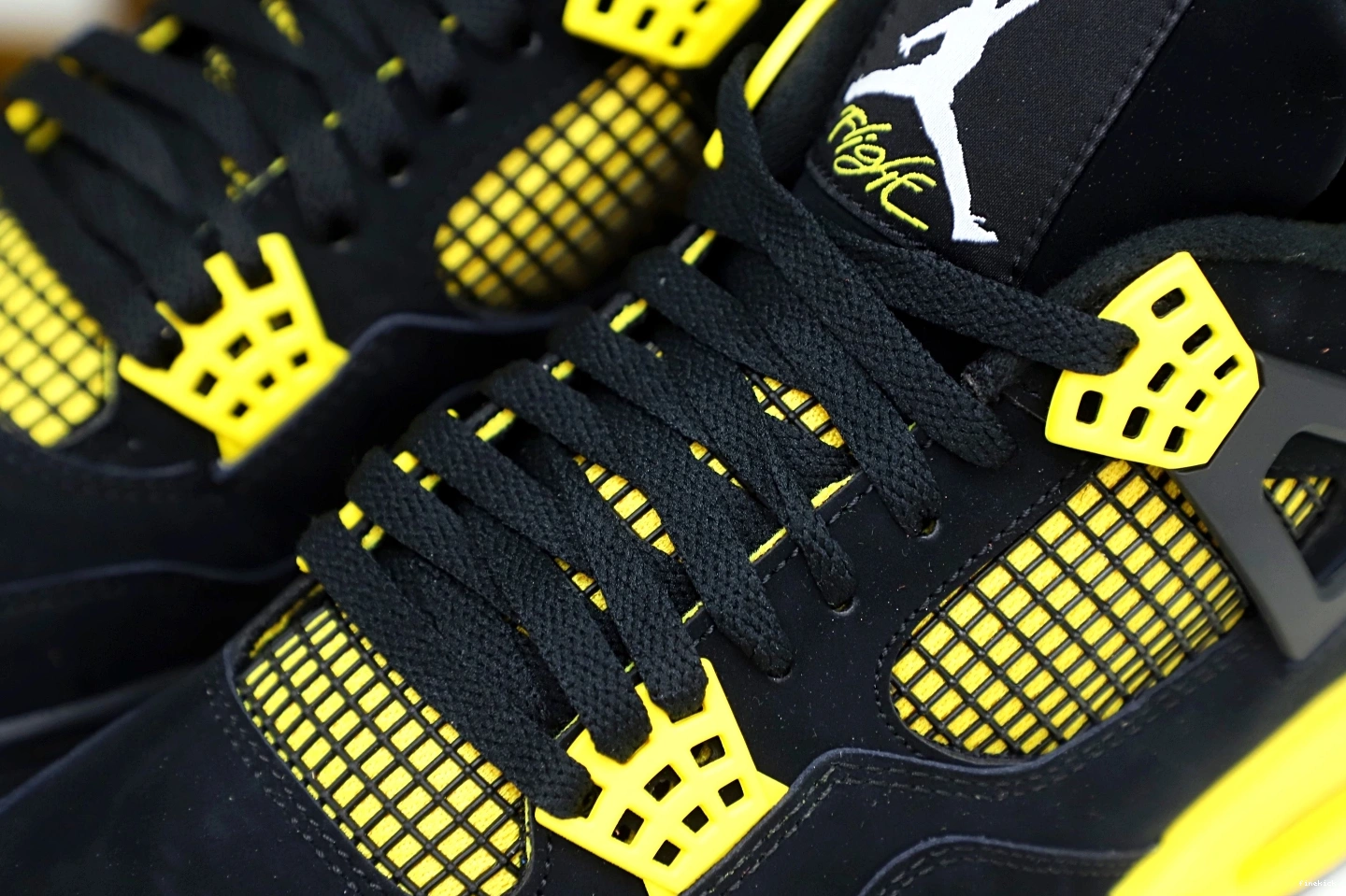 Air Jordan 2023 thunder Jordan4  1006